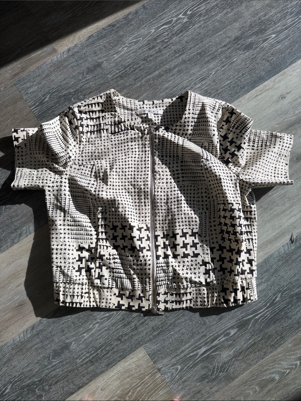 Cabi coupe bomber short sleeve zip